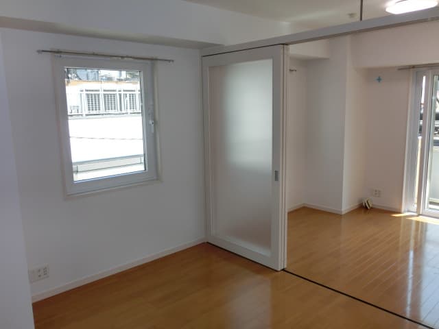 表面強化クロスで貼り替えた部屋